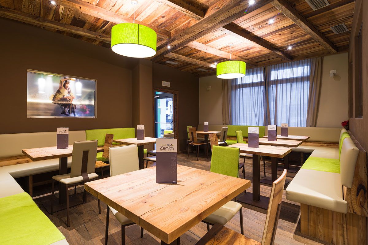 SASSDEI ACTIVE HOTEL